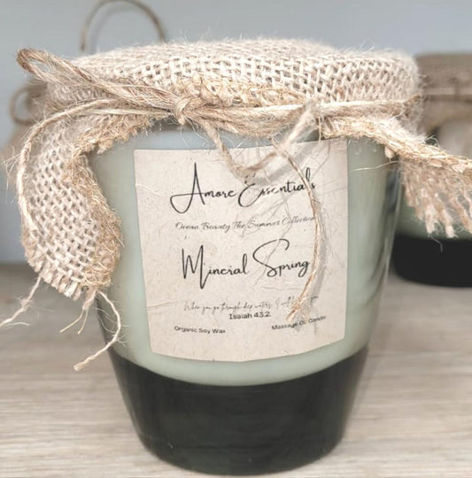 The Signature Candle / Summer & more  scent